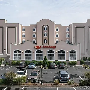 Inn Quality Ocean Beachfront